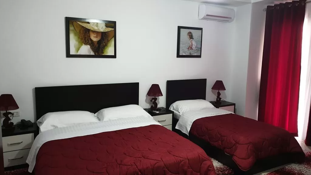 Haris 8 STD TRPL 1.jpg